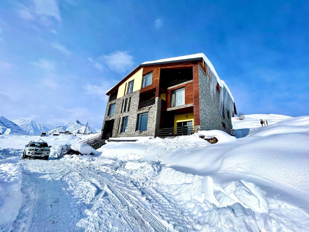 Dandelion Hotel Gudauri Ganisi Exteriör bild
